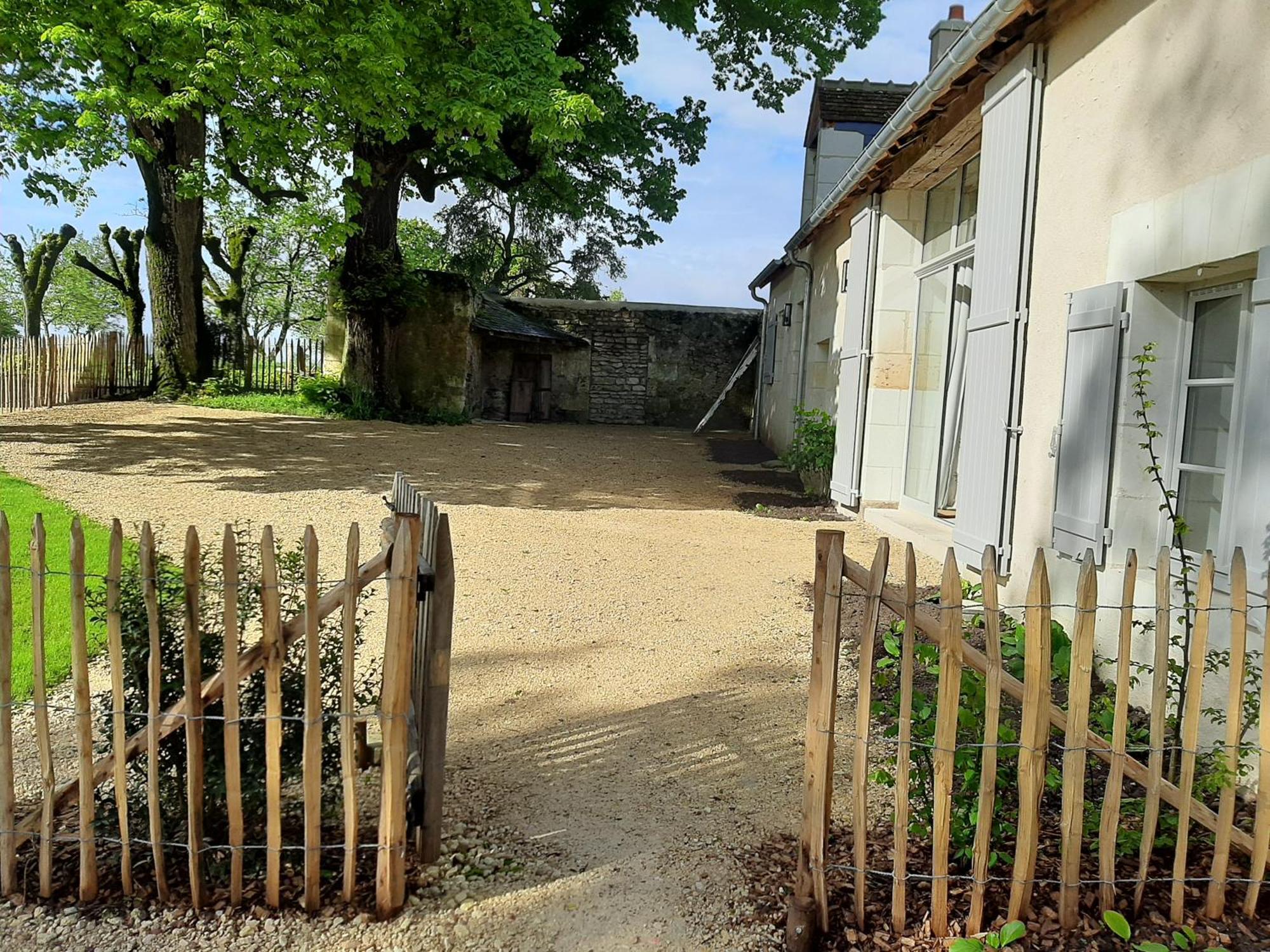 Le Puits Renaissance - Gites De Caractere Et Piscine Chauffee Chambourg-sur-Indre Ngoại thất bức ảnh